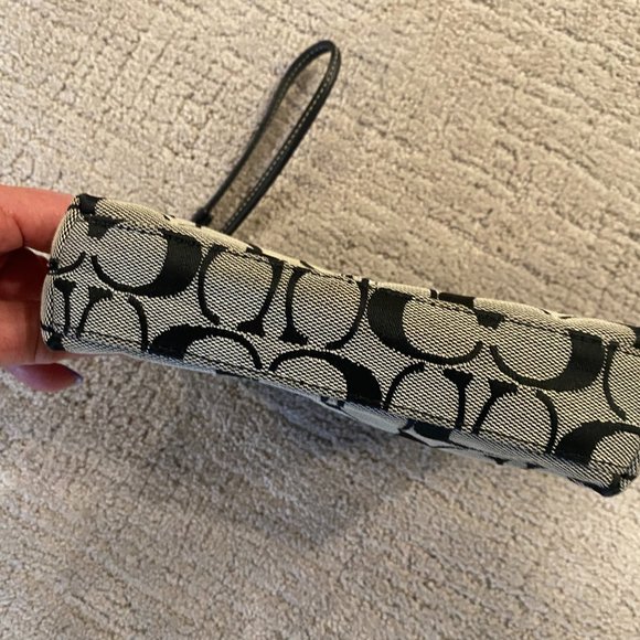 Coach Wristlets - Picture 4 of 5